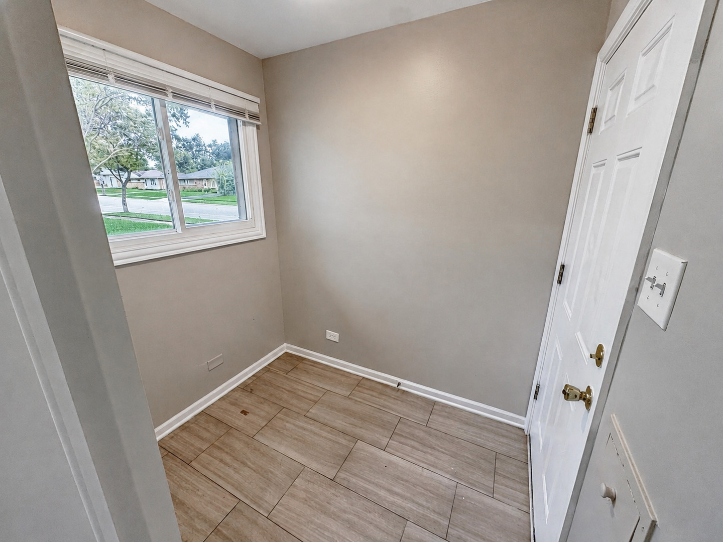 103 Shabbona Drive Property Photo 2