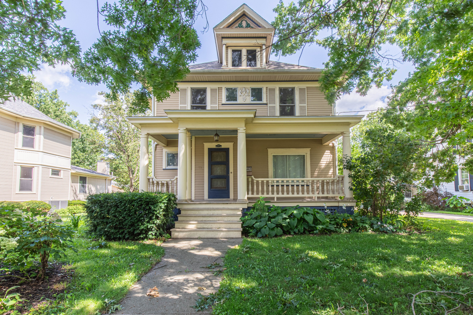 727 S Euclid Avenue Property Photo 1