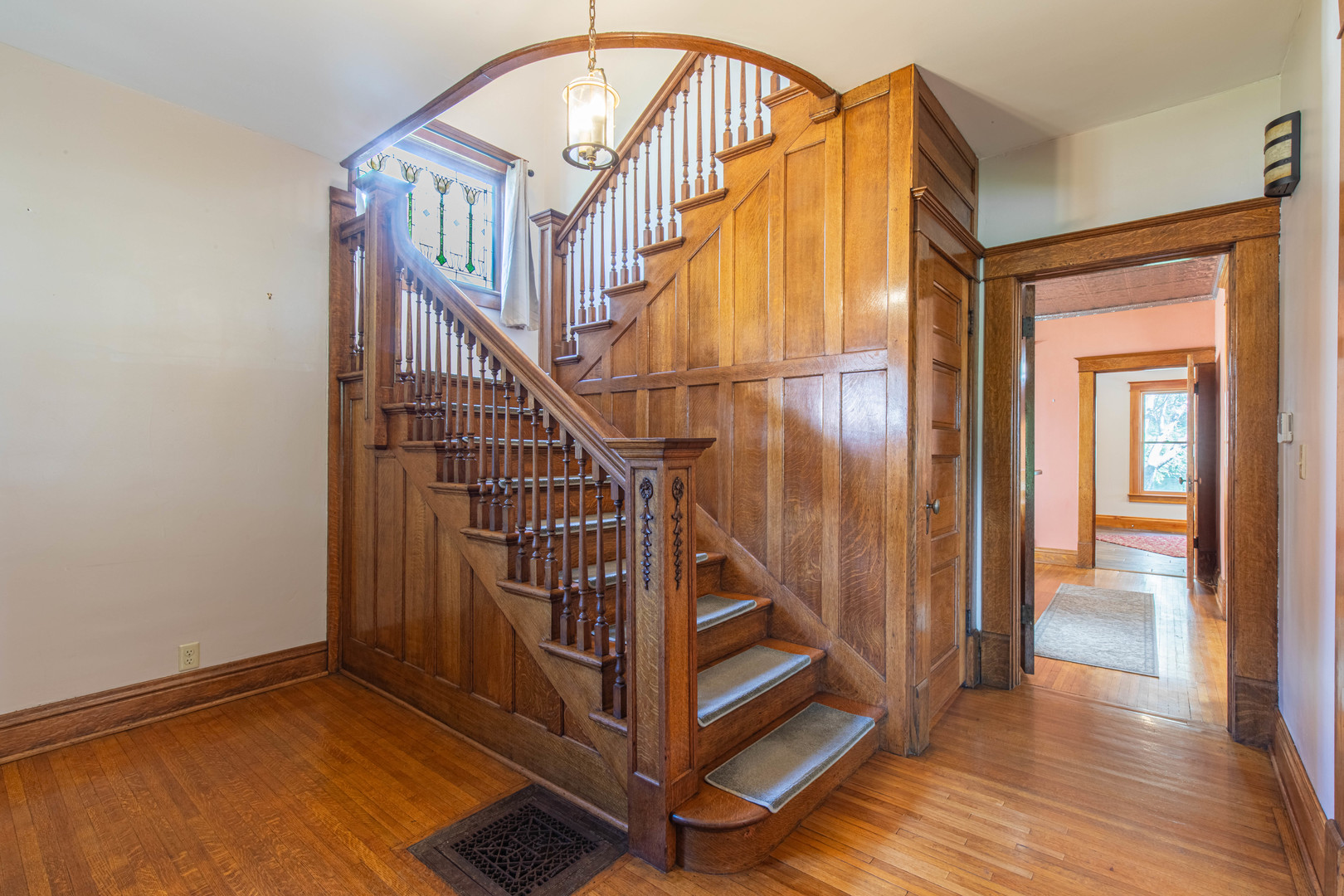 727 S Euclid Avenue Property Photo 4