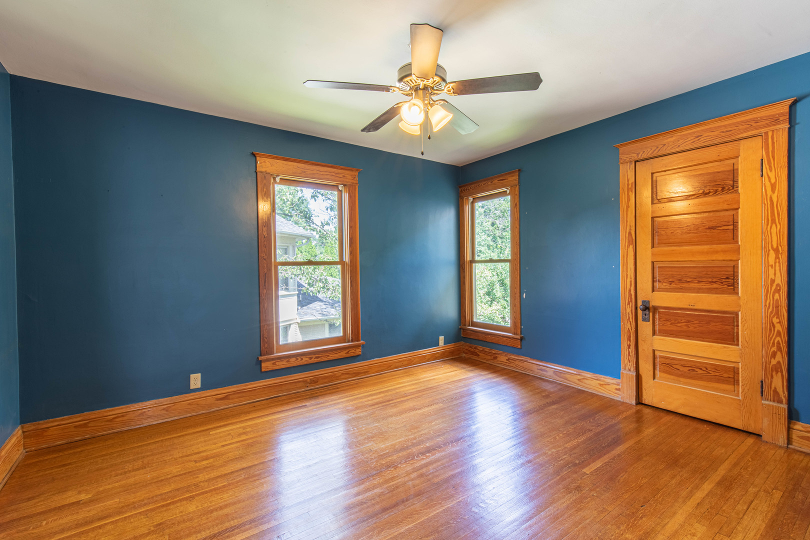 727 S Euclid Avenue Property Photo 29
