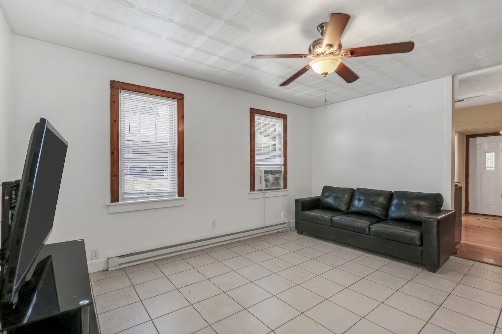 117 Roosevelt Avenue Property Photo 3