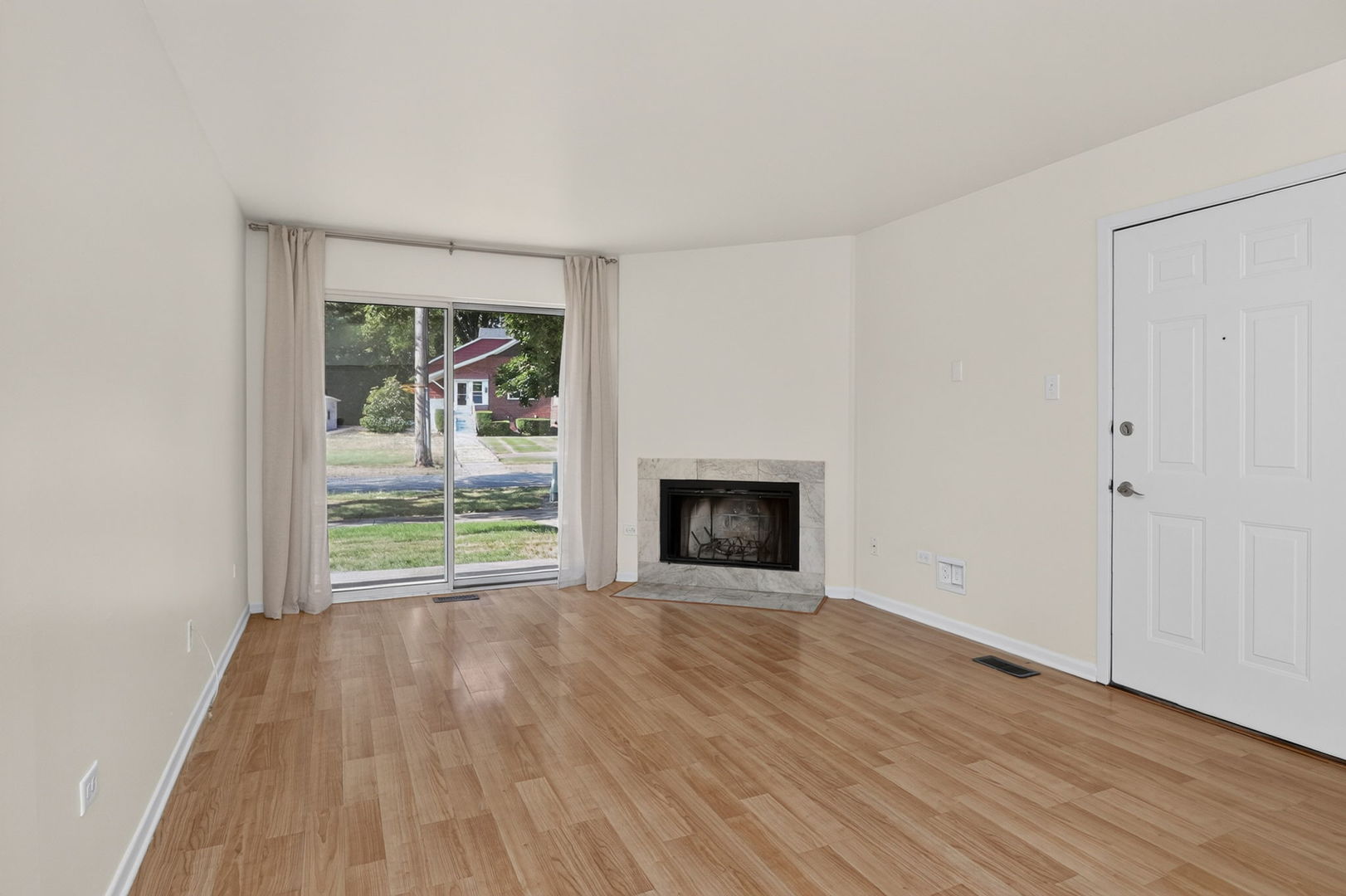48 N Park Avenue 2 Property Photo 3
