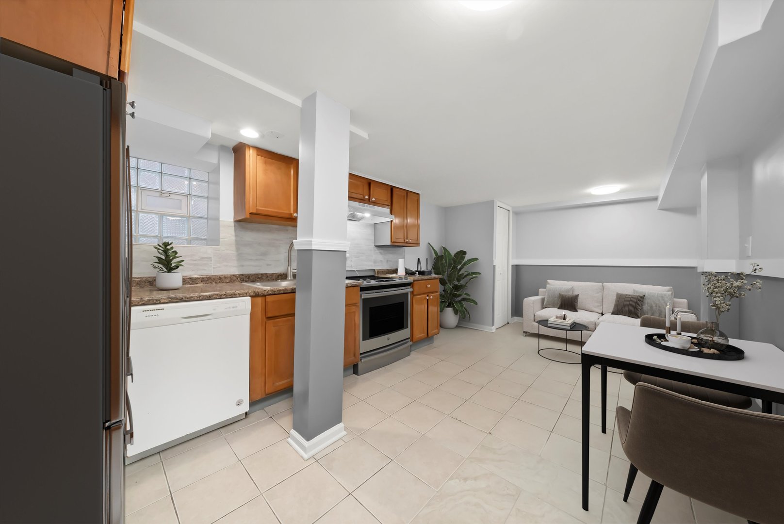 7409 S Eggleston Avenue Property Photo 12