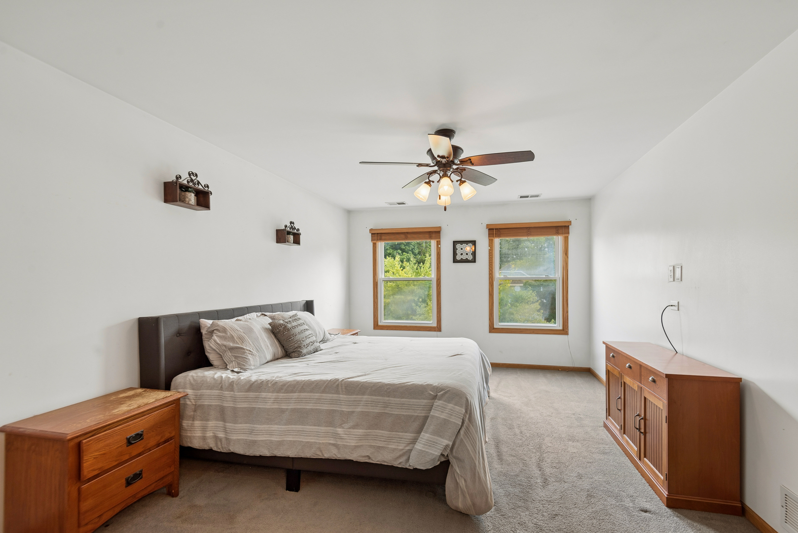354 White Tail Drive Property Photo 16