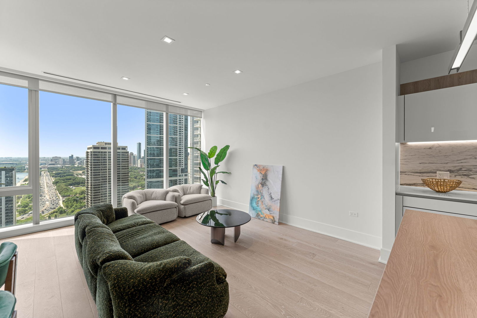 363 E Wacker Drive 2905 Property Photo 10