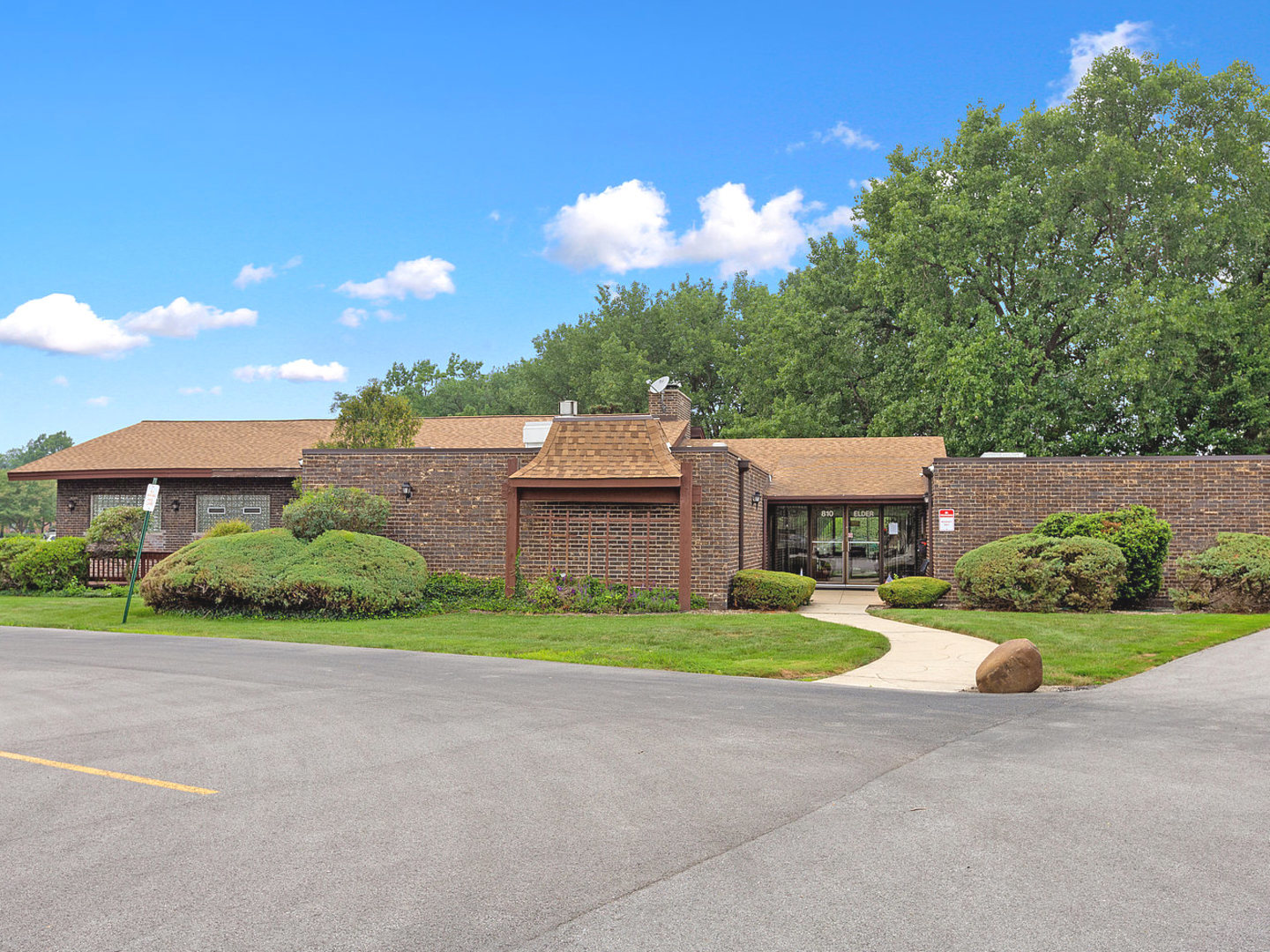 830 Elder Road 406 Property Photo 17