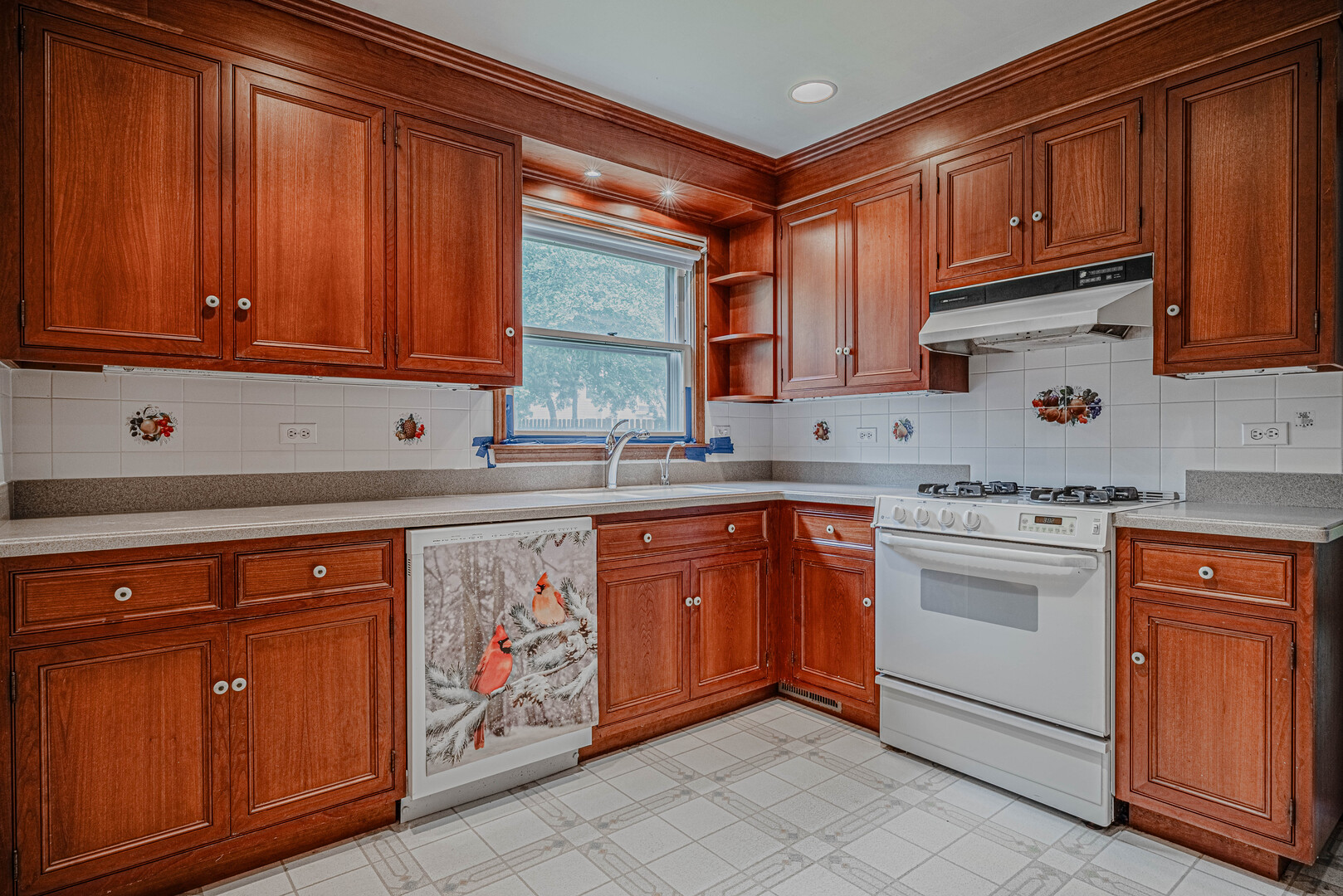 102 N Glendale Avenue Property Photo 10