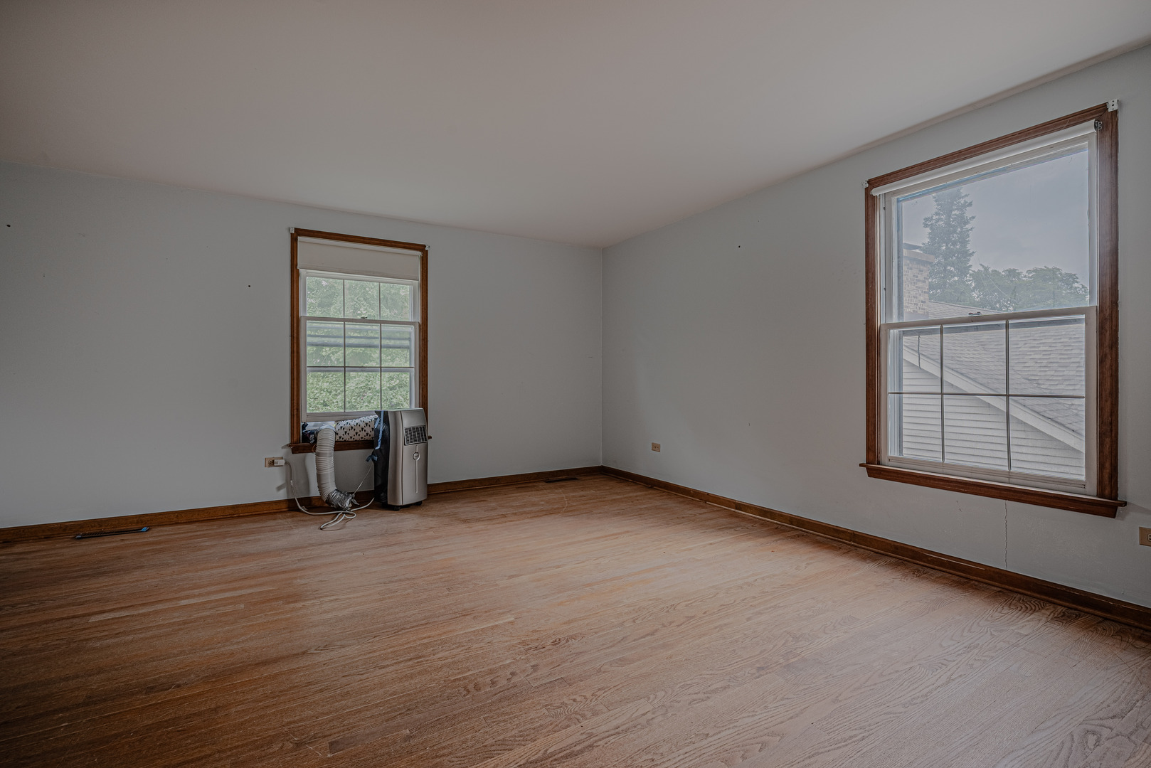 102 N Glendale Avenue Property Photo 19