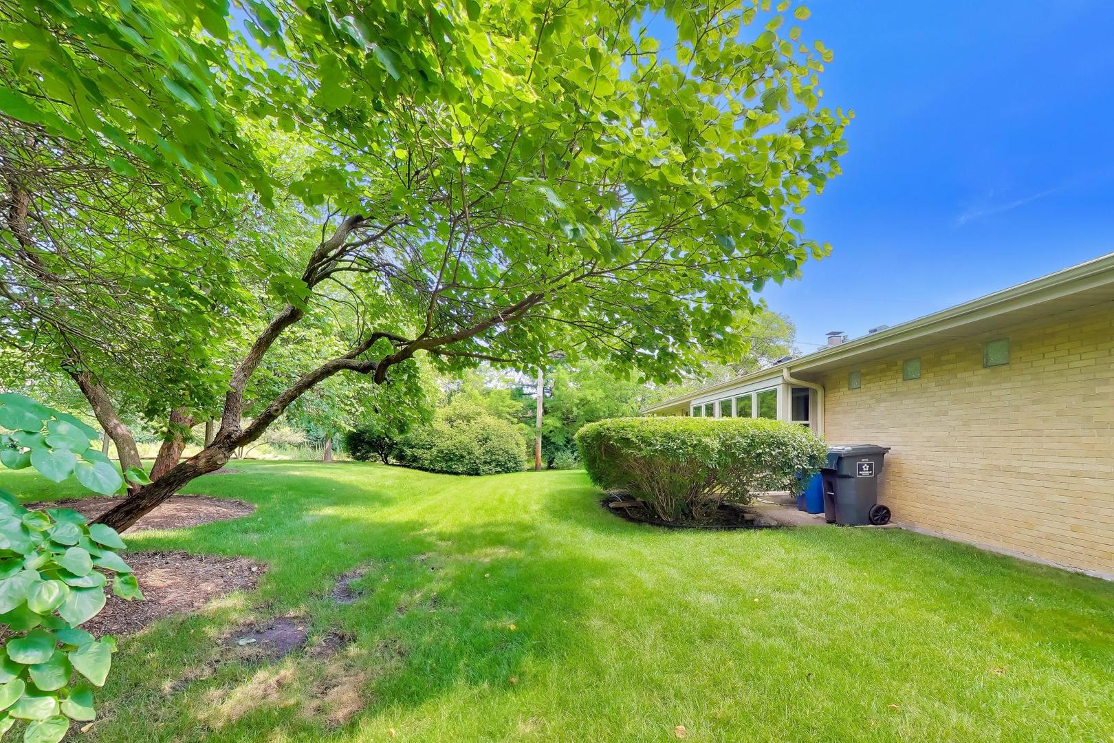 206 W Hiawatha Trail Property Photo 24