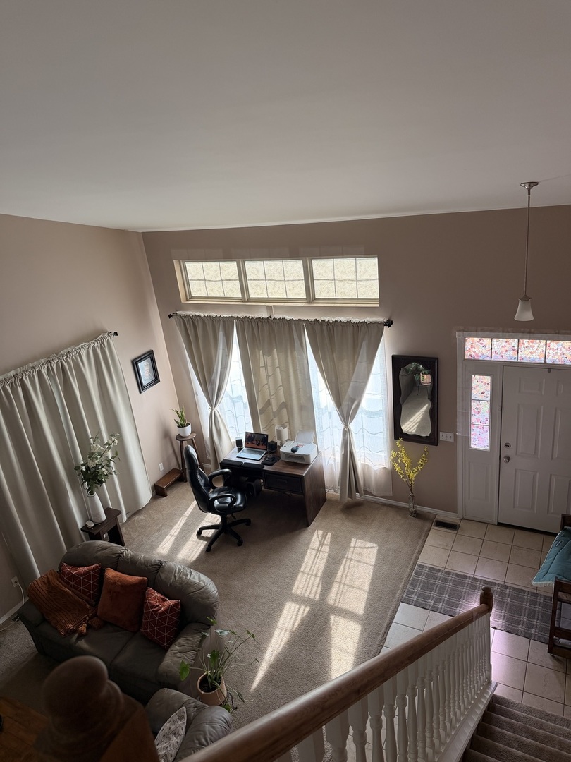 2000 Oakbrook Drive Property Photo 12