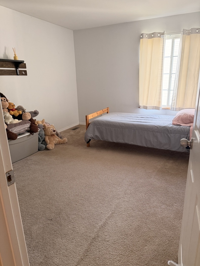2000 Oakbrook Drive Property Photo 23