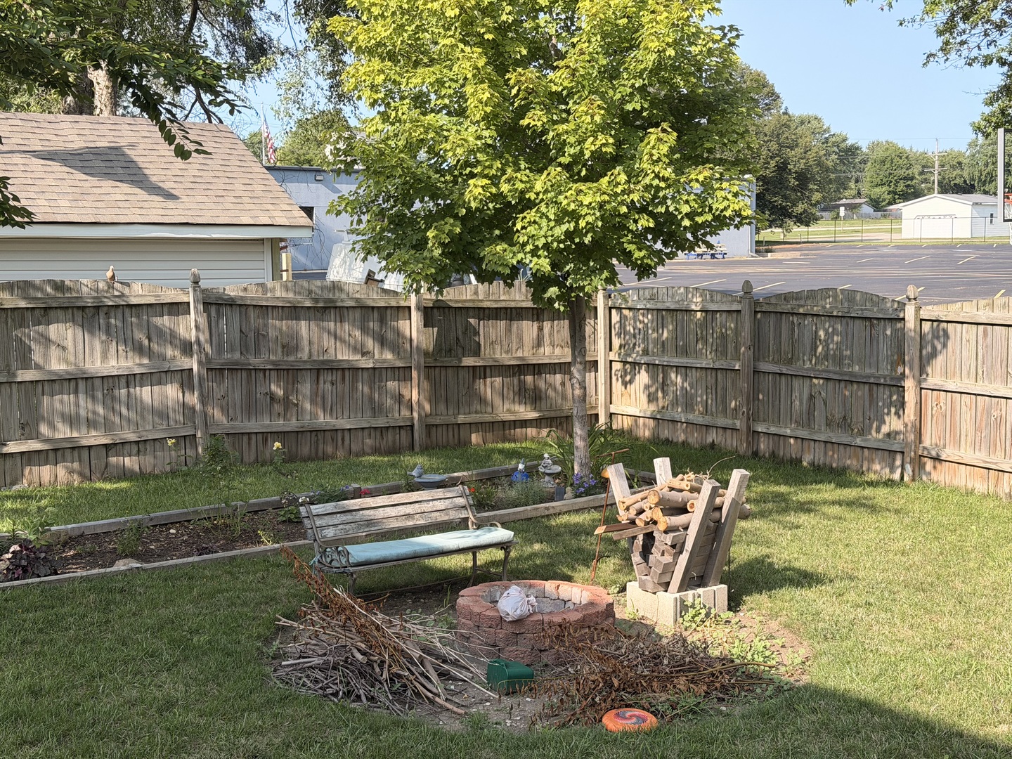 2000 Oakbrook Drive Property Photo 34