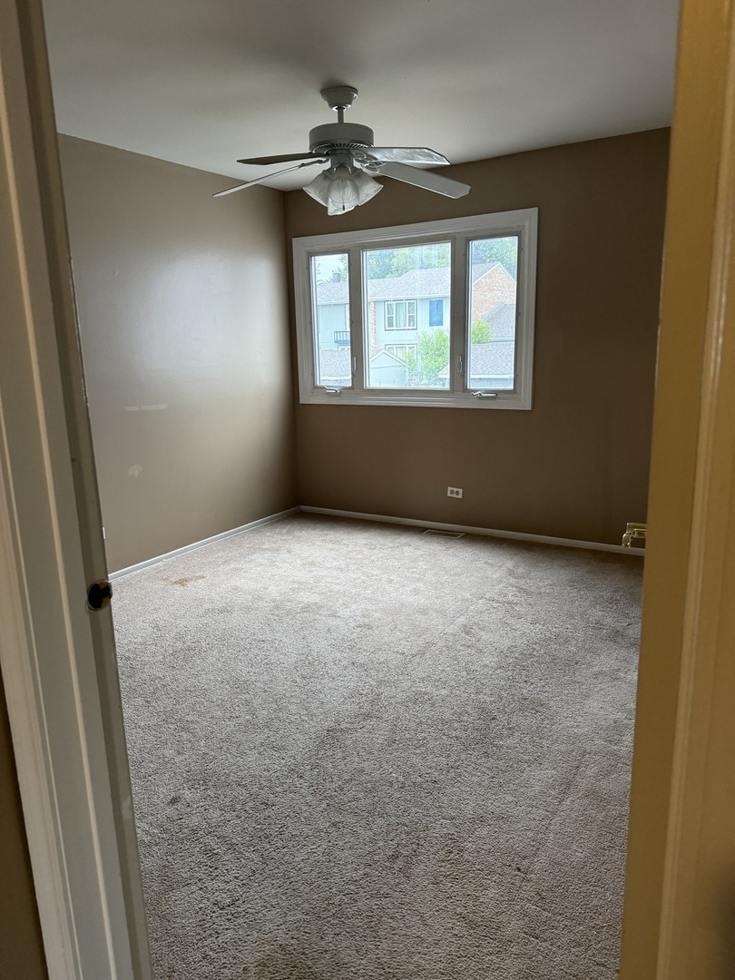 227 Lakeshore Lane Property Photo 9