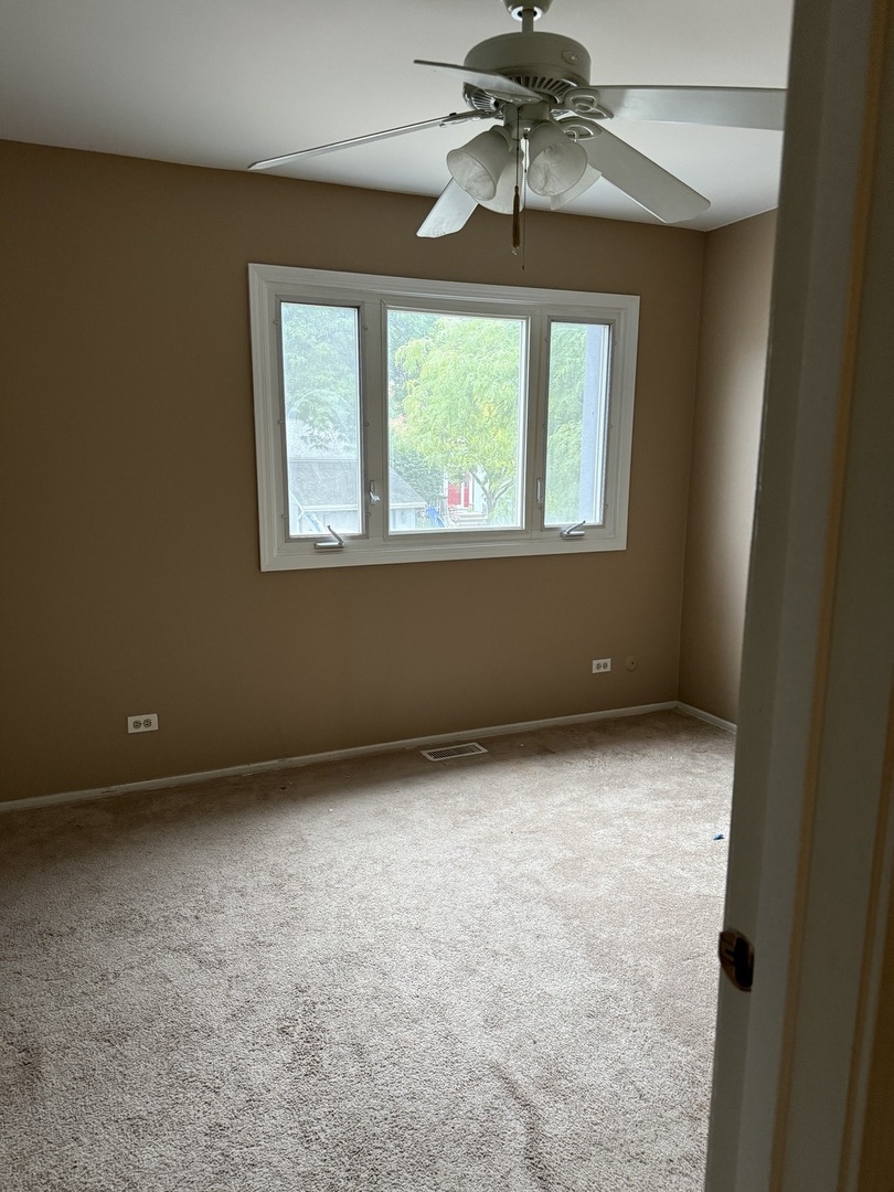 227 Lakeshore Lane Property Photo 10