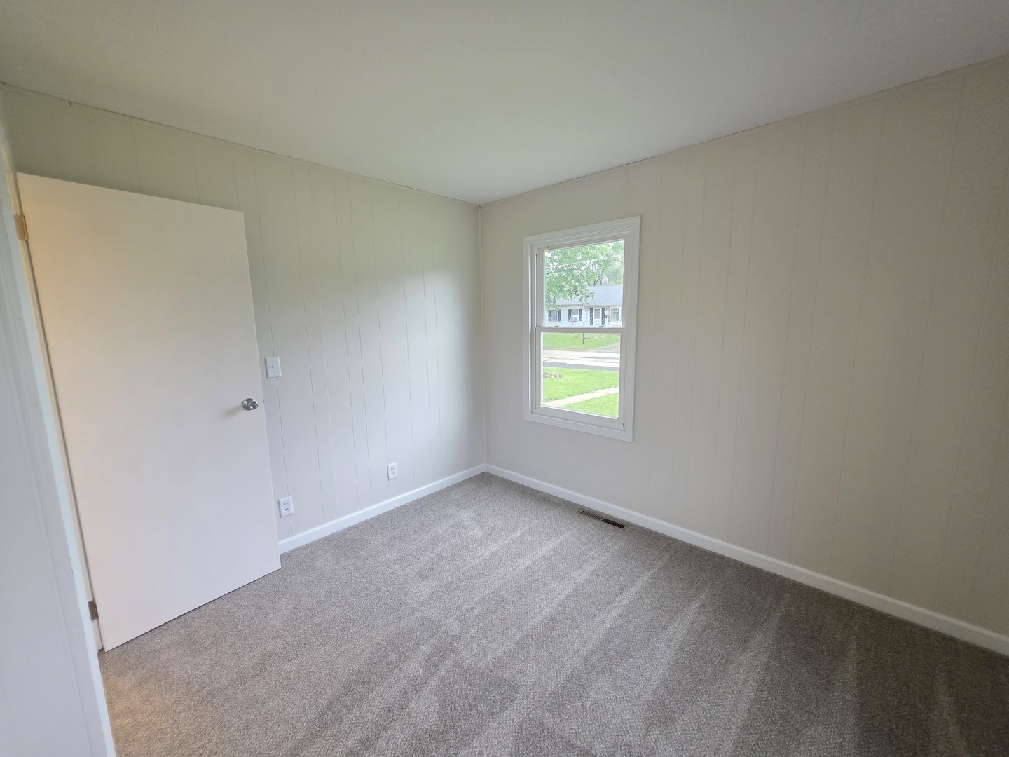 910 W 11th Street Property Photo 11