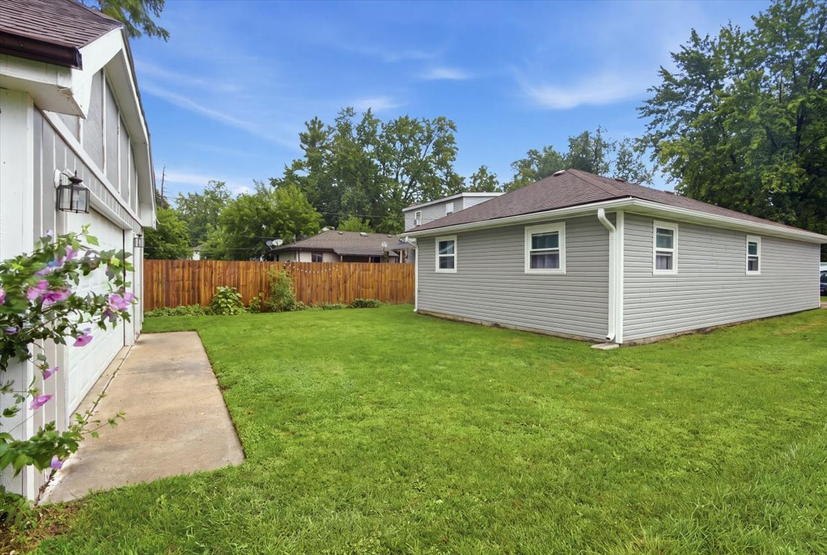 123 Independence Avenue Property Photo 4