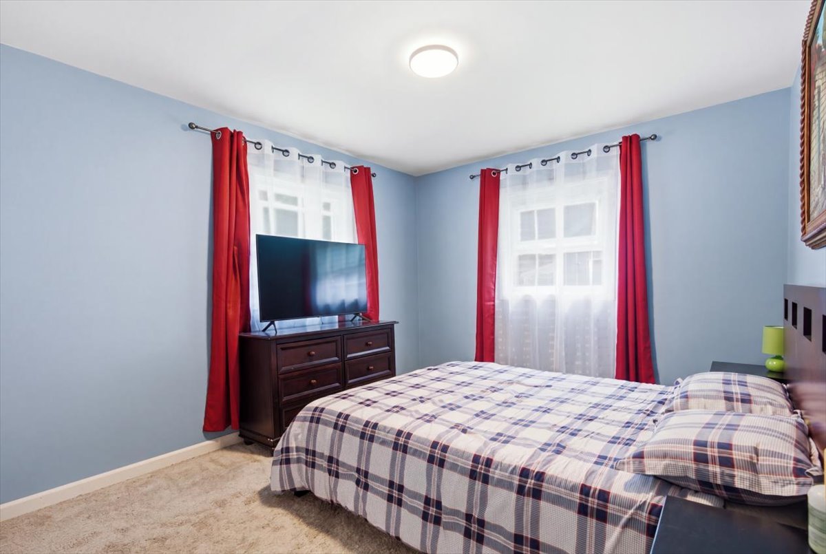 123 Independence Avenue Property Photo 19