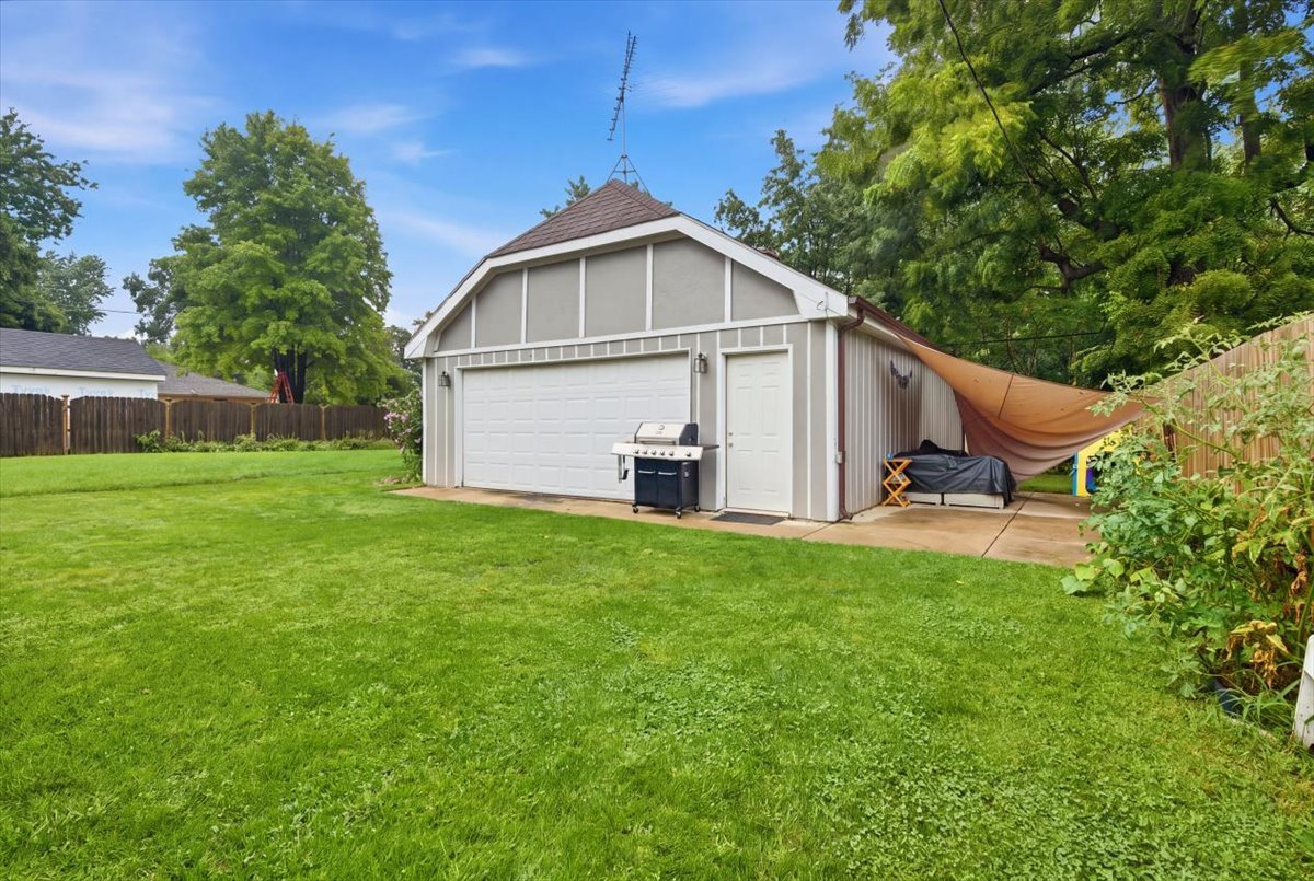 123 Independence Avenue Property Photo 24
