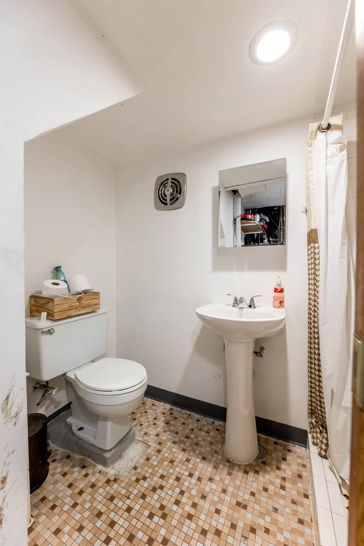 4604 Maple Avenue Property Photo 16