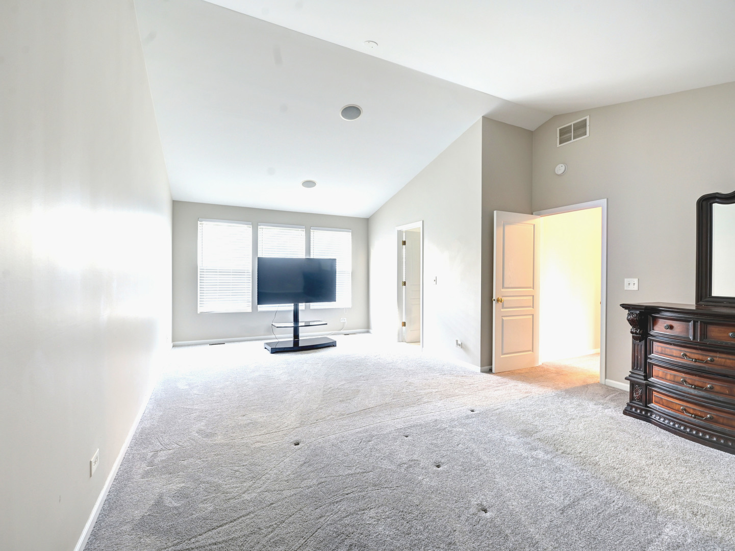 6 Forsythia Court Property Photo 19