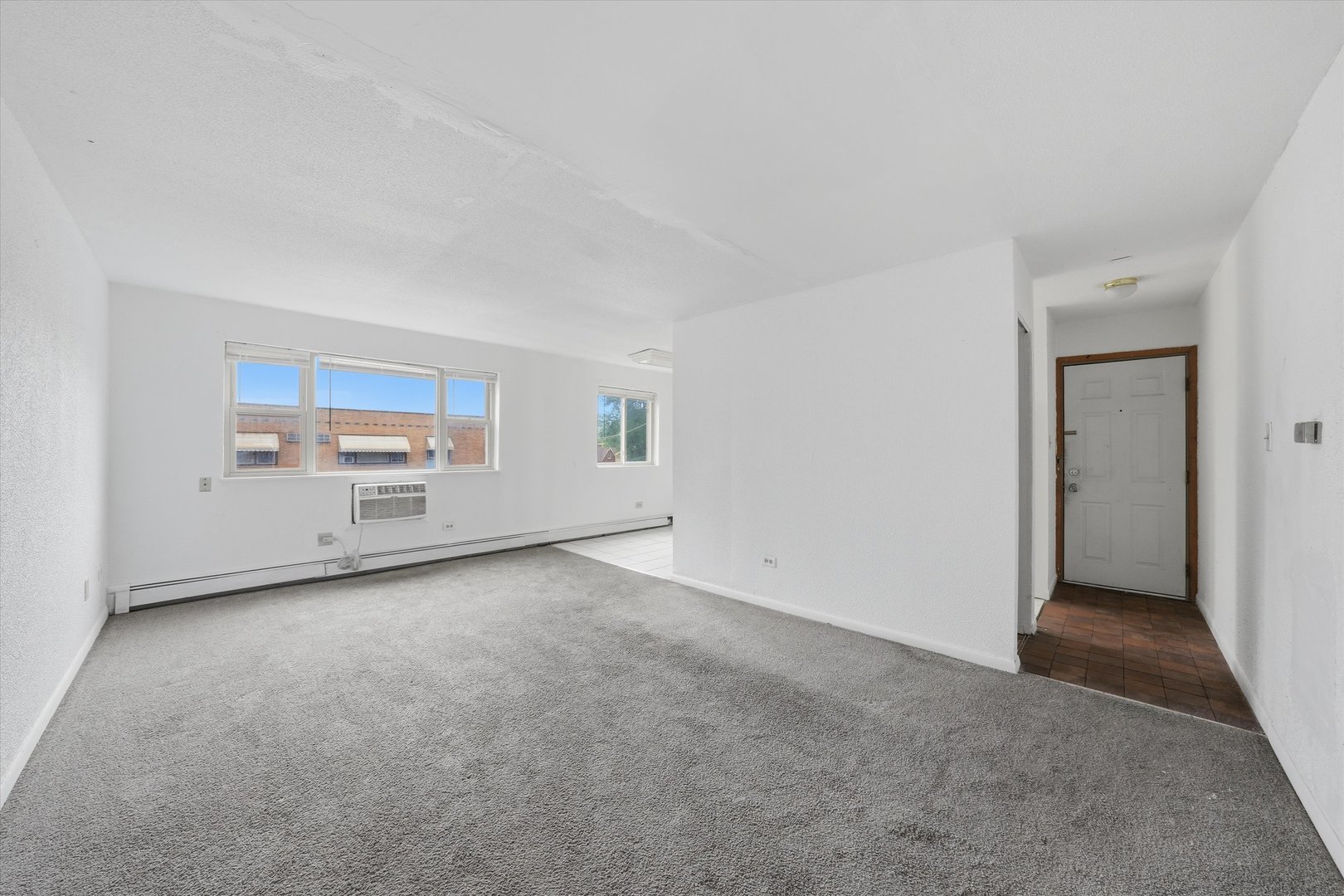 8343 S King Drive 3b Property Photo 11