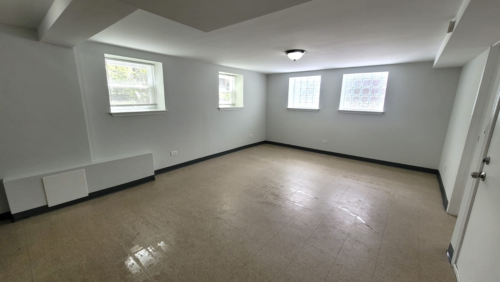 4038 W Dickens Avenue G Property Photo 2