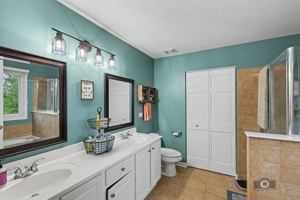 437 Raintree Drive Property Photo 17