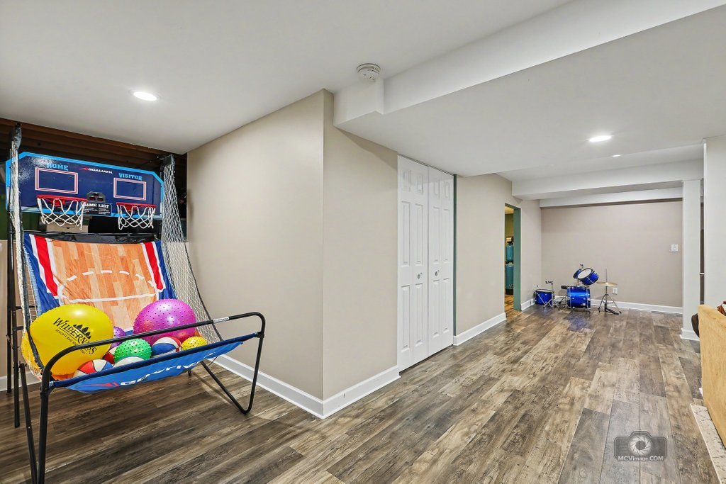 437 Raintree Drive Property Photo 26