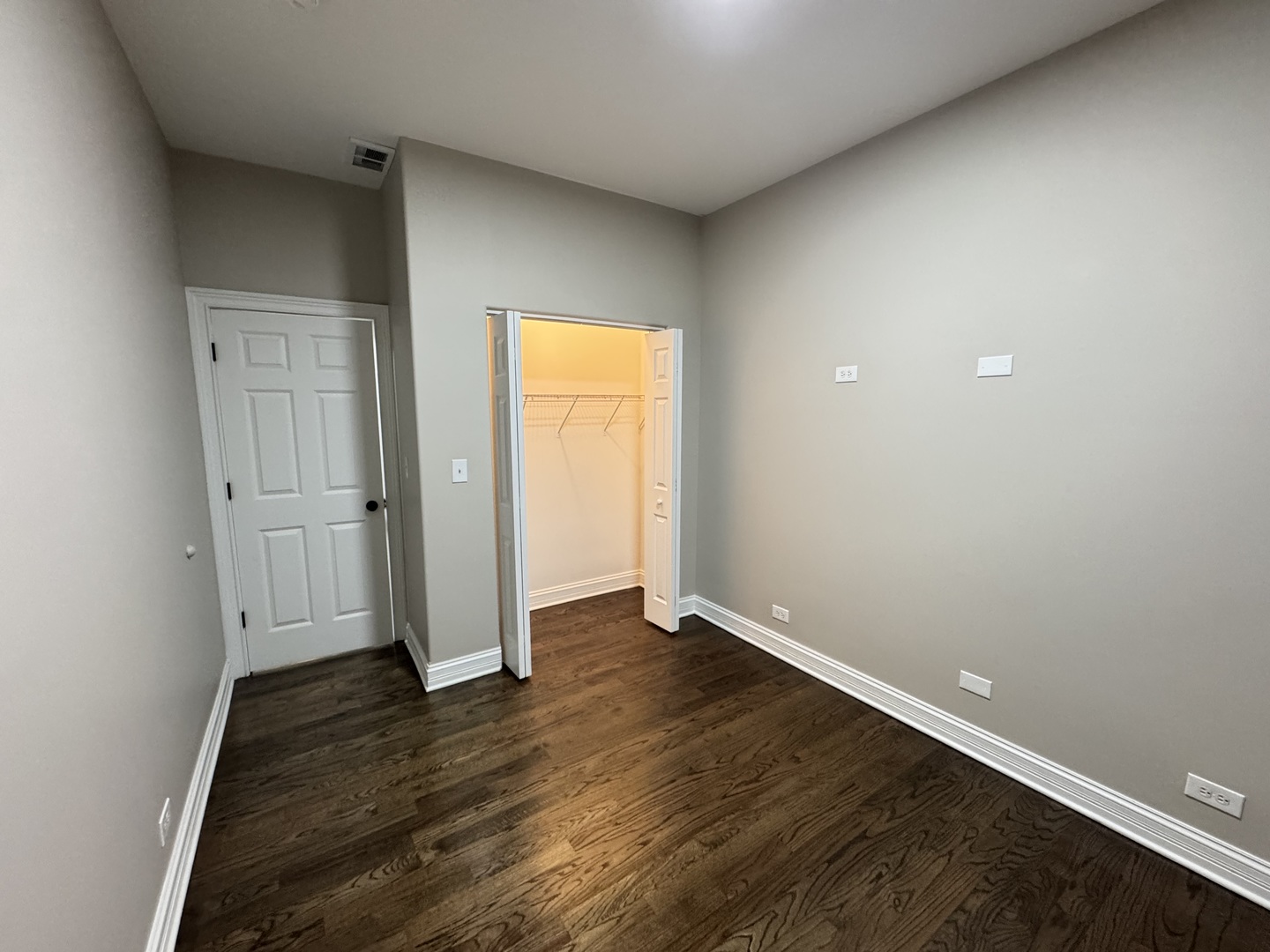 543 E 43rd Street 3w Property Photo 13