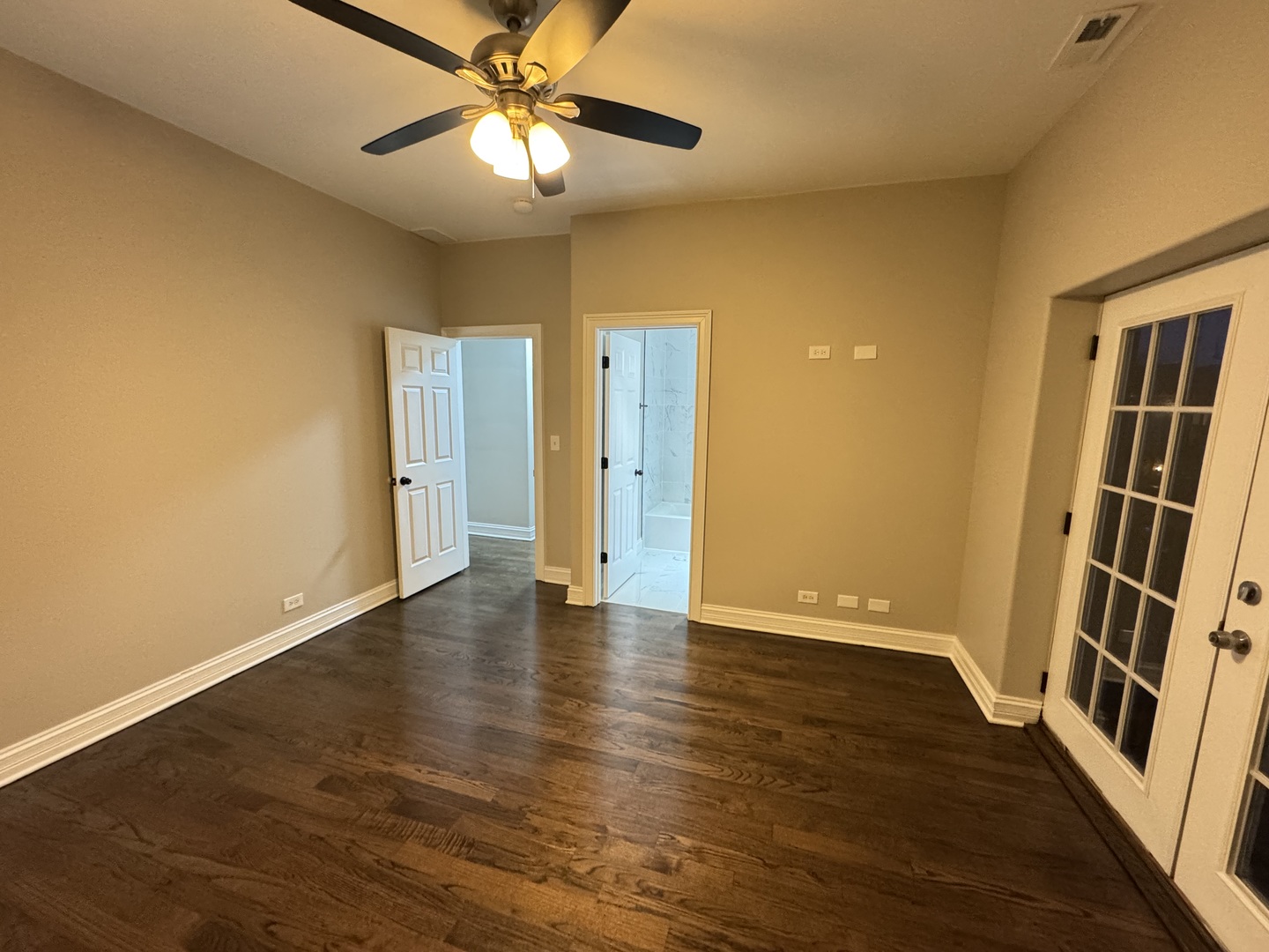 543 E 43rd Street 3w Property Photo 15