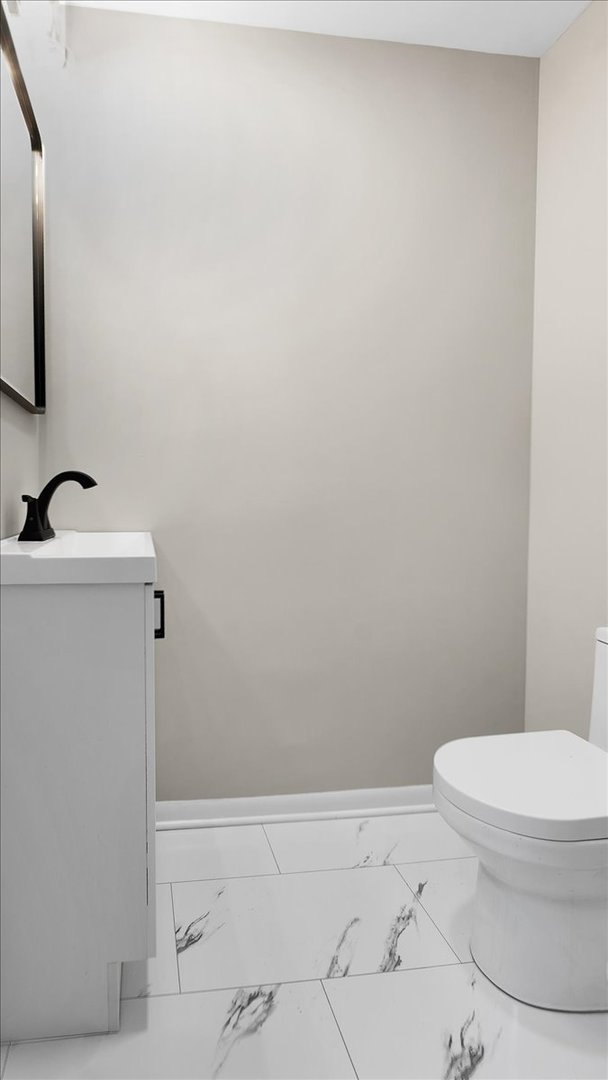 11639 S Knox Avenue Property Photo 9