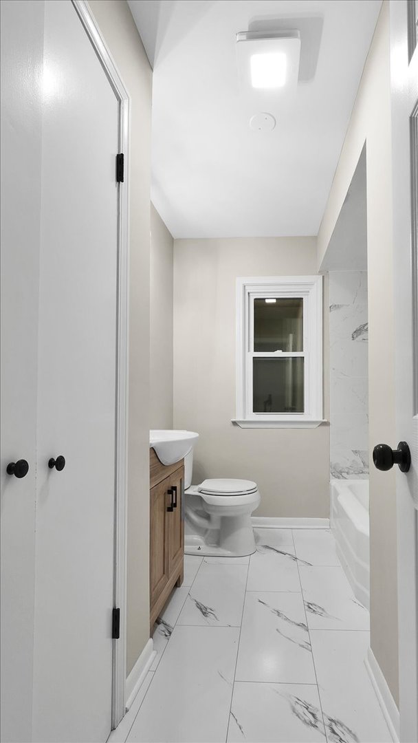 11639 S Knox Avenue Property Photo 14
