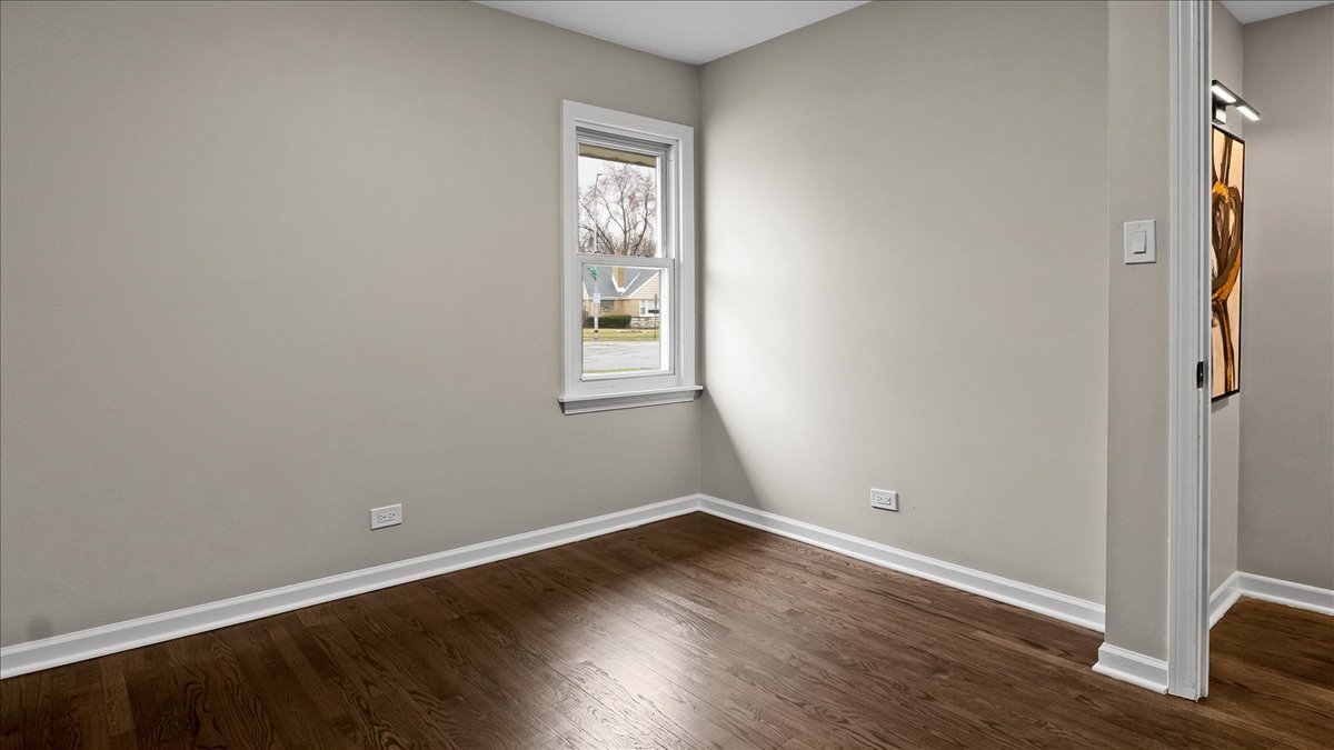 11639 S Knox Avenue Property Photo 21