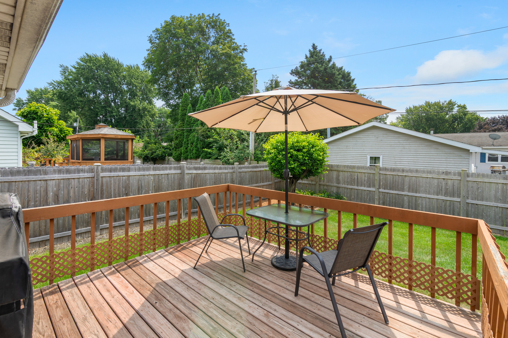 606 E Edgelawn Drive Property Photo 33