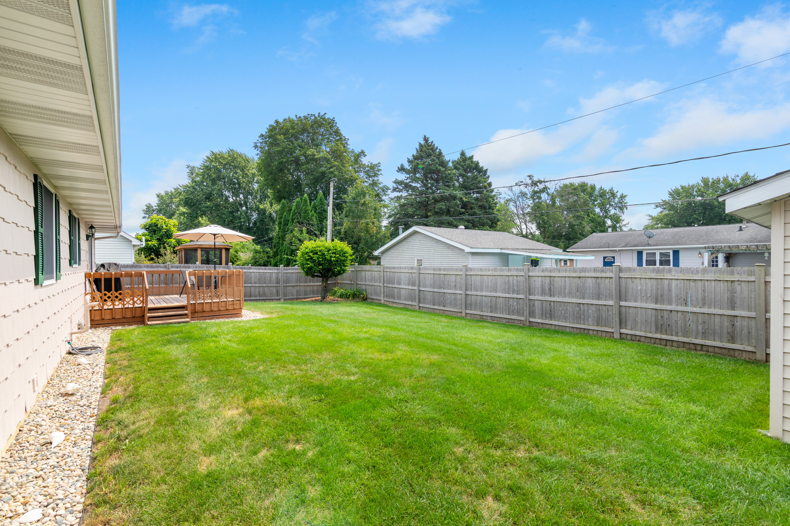 606 E Edgelawn Drive Property Photo 35