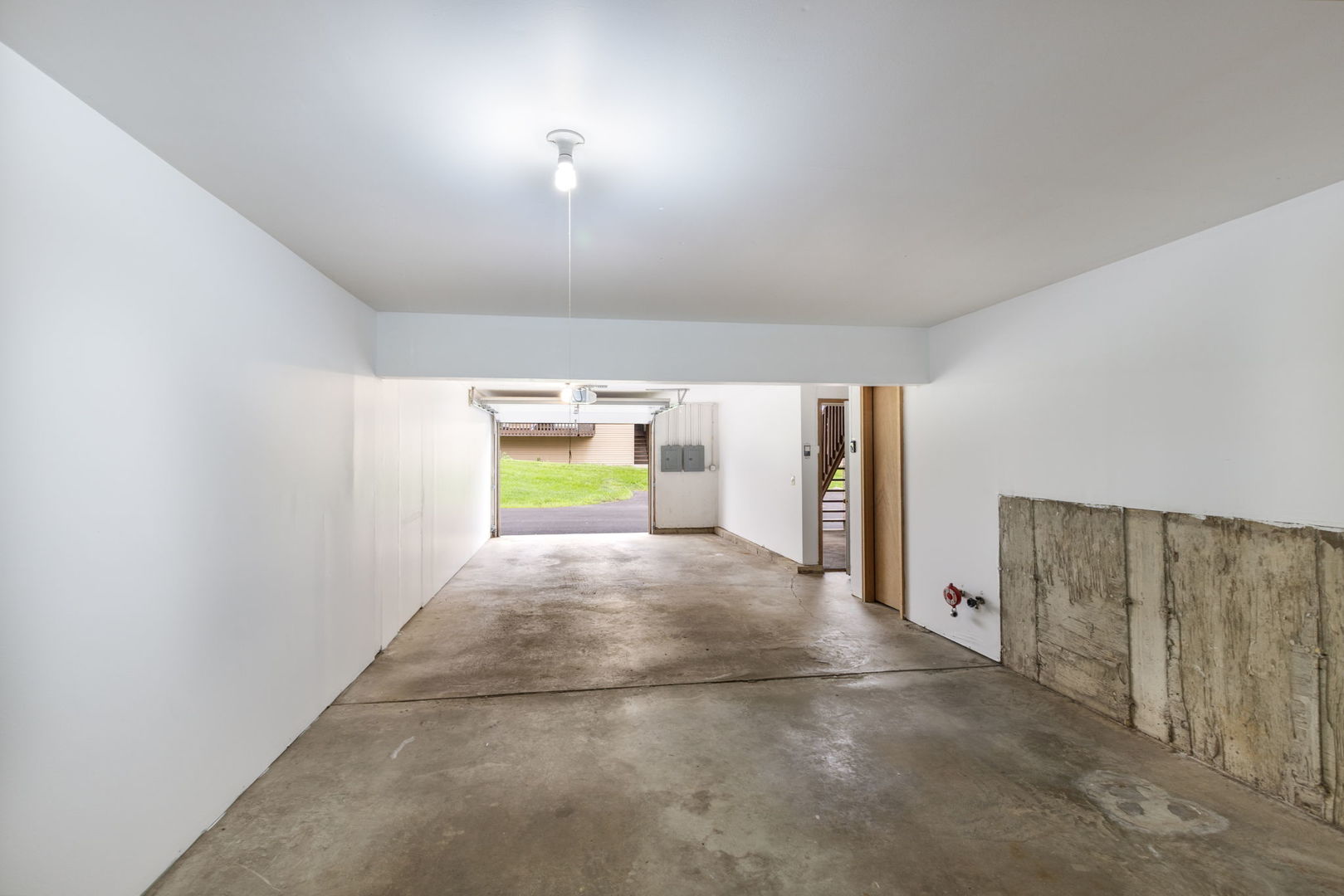 695 Dean Drive G Property Photo 18