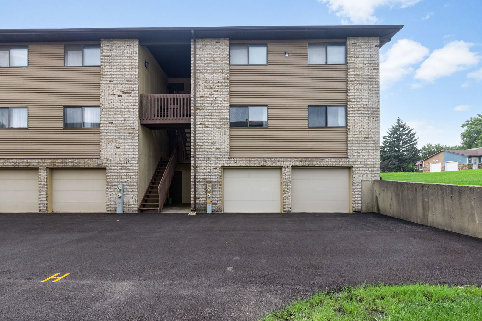 695 Dean Drive G Property Photo 20