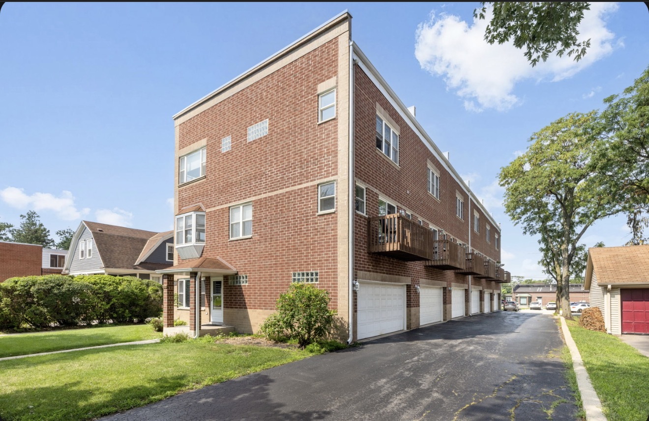 18138 Martin Avenue Property Photo 7
