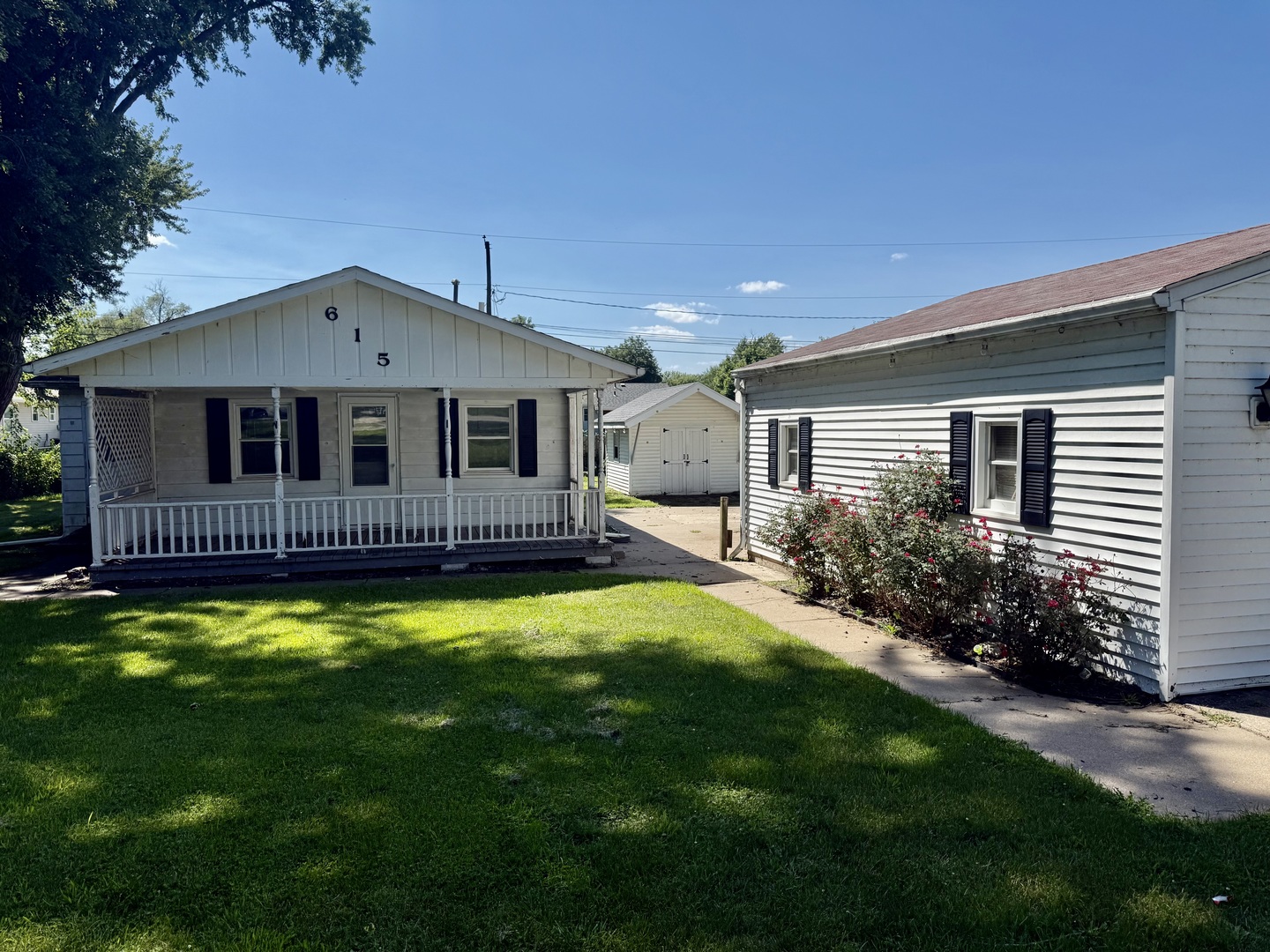 615 5th Street Property Photo 2