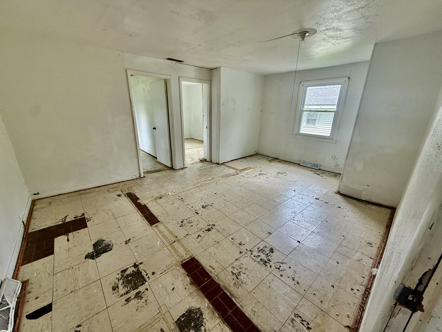 615 5th Street Property Photo 13