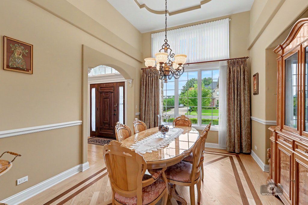 16609 Sterling Drive Property Photo 8