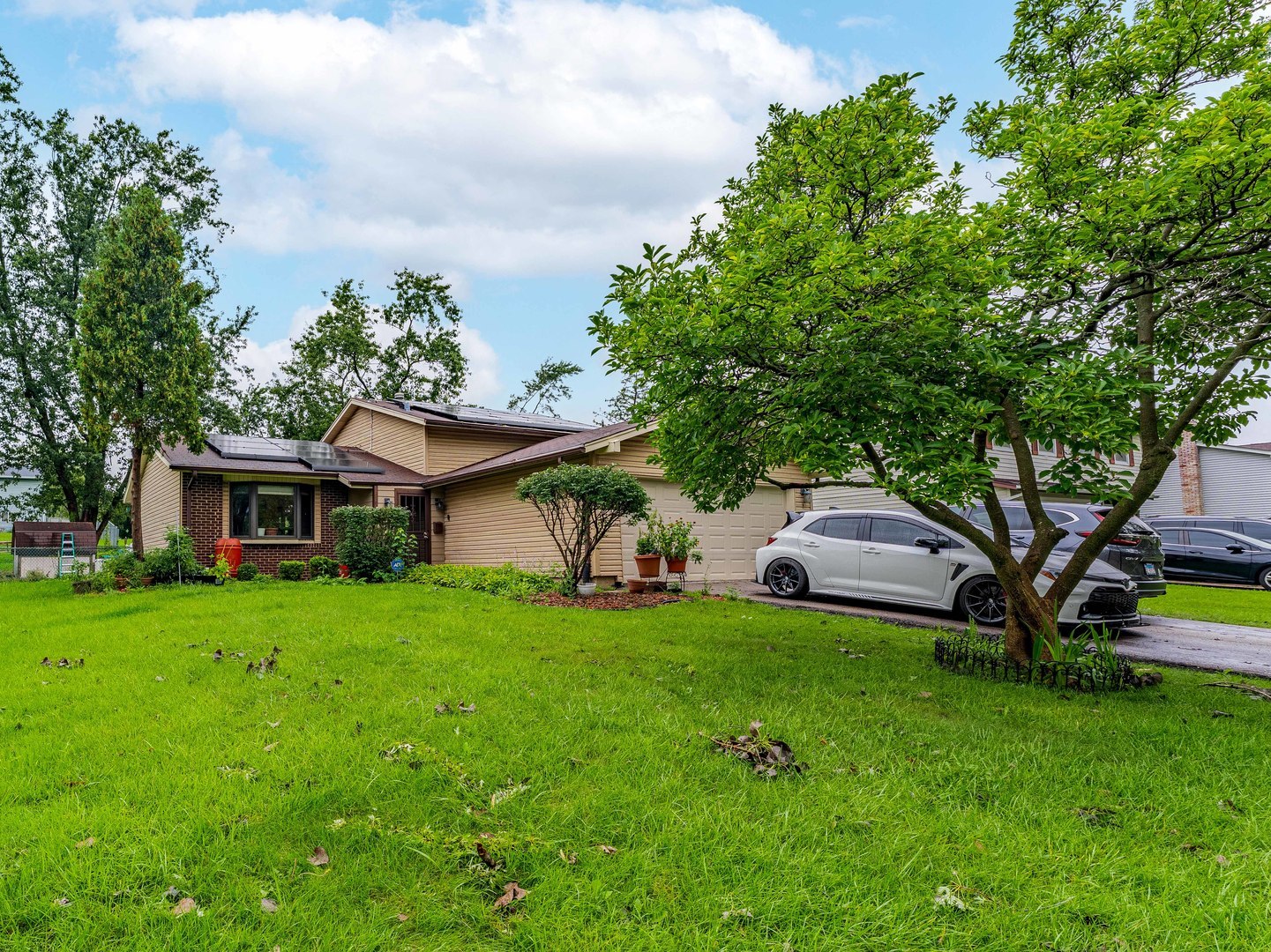 1032 Ashridge Lane
