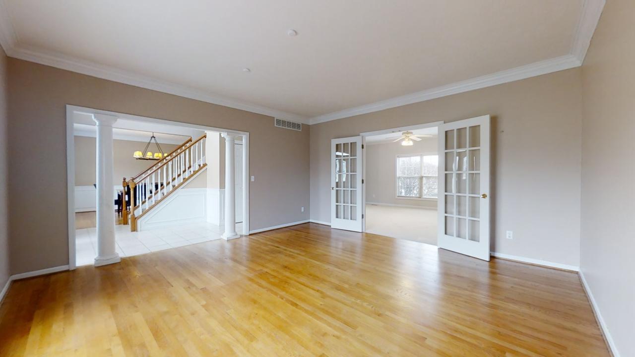 2107 Crossgate Court Property Photo 6