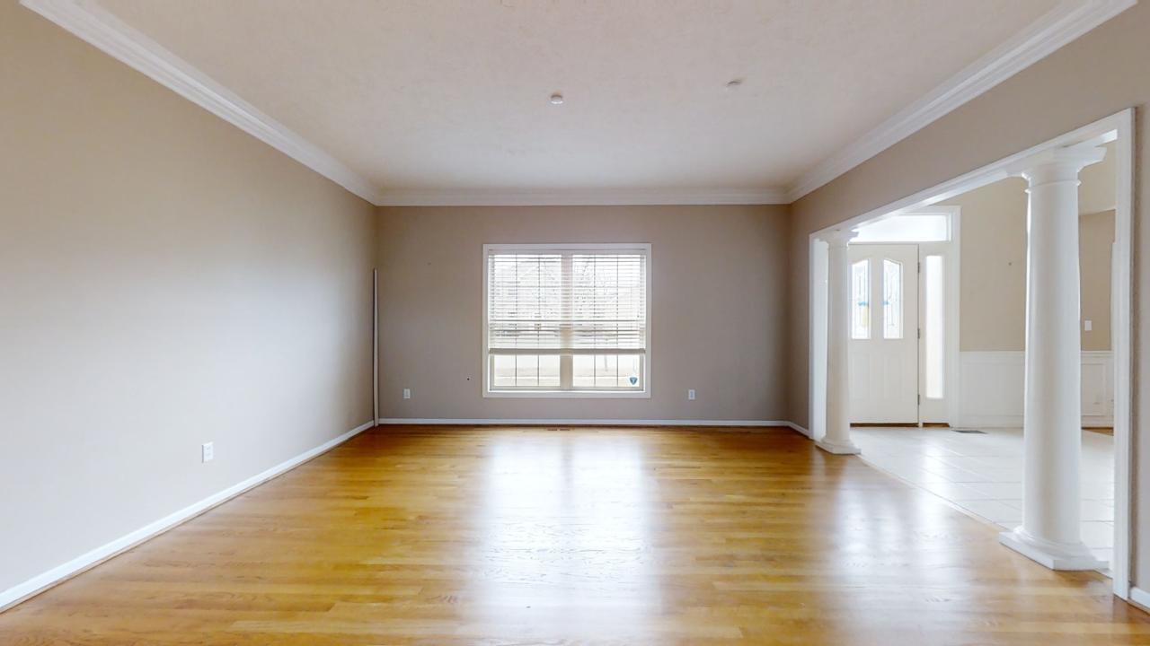 2107 Crossgate Court Property Photo 7