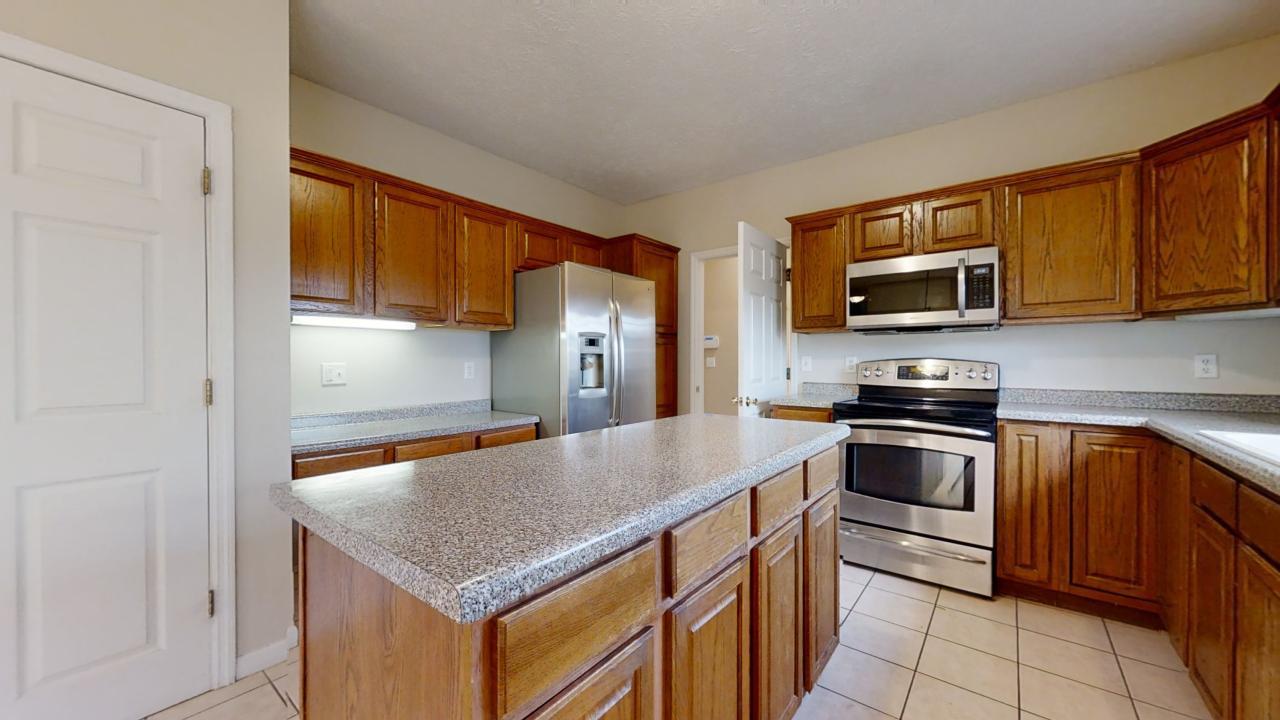 2107 Crossgate Court Property Photo 18
