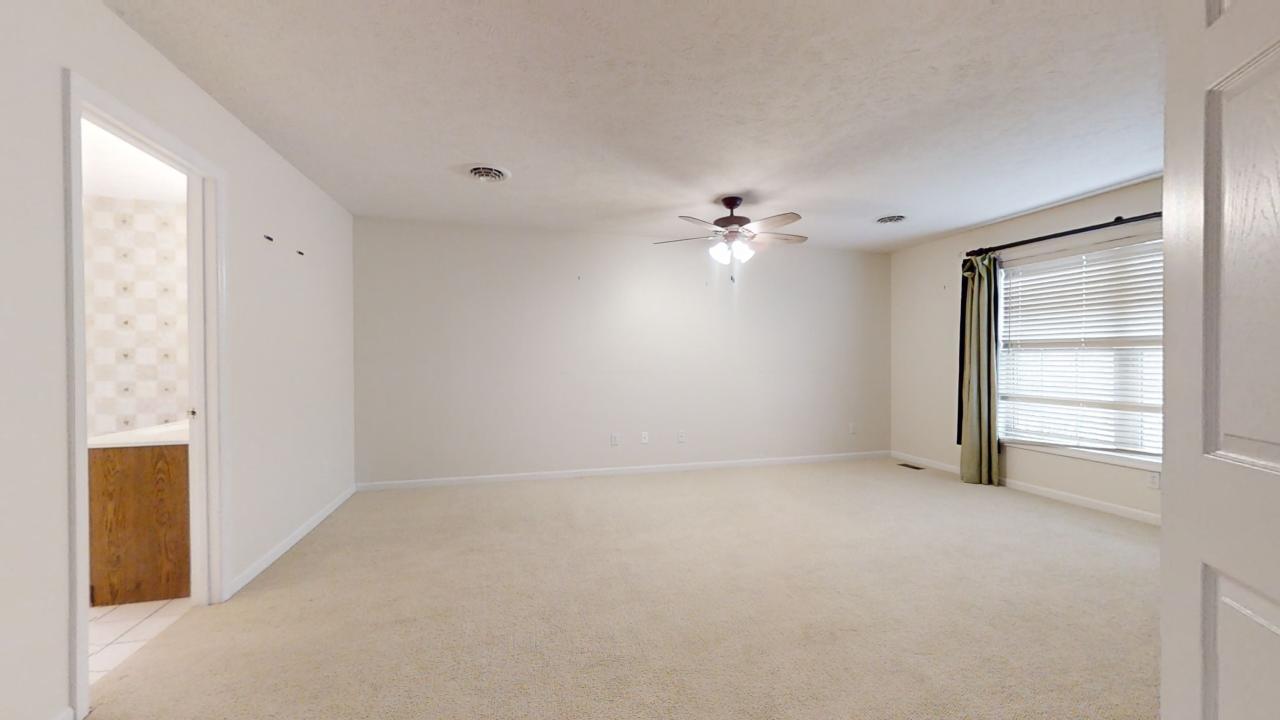 2107 Crossgate Court Property Photo 30