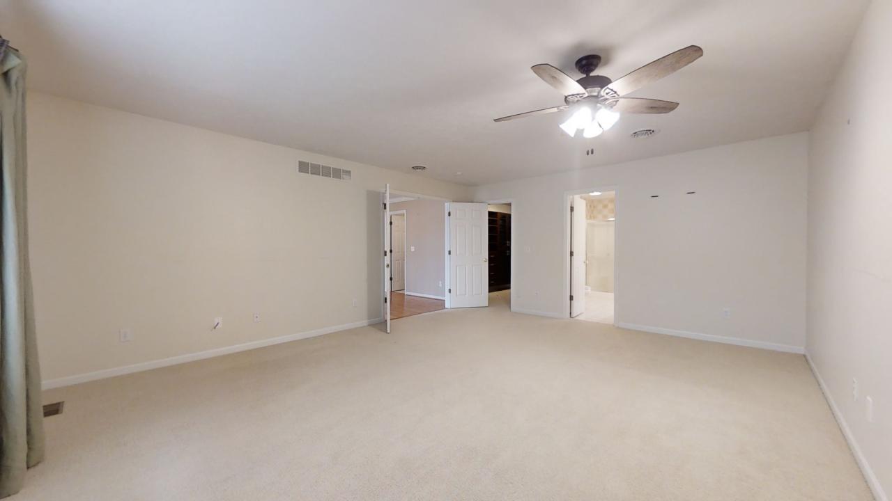 2107 Crossgate Court Property Photo 31