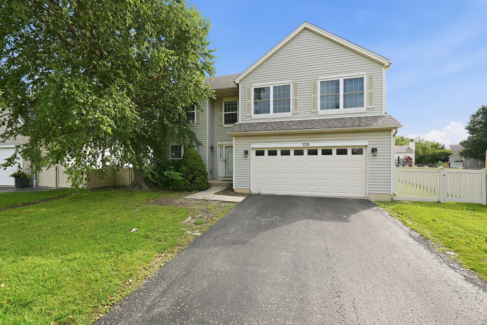 135 Fairfield Drive Property Photo 1