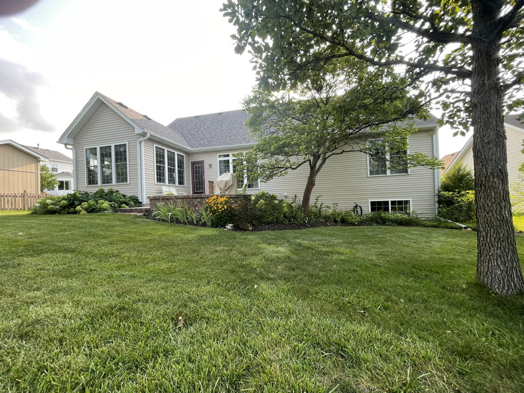 1364 Sycamore Lane Property Photo 3