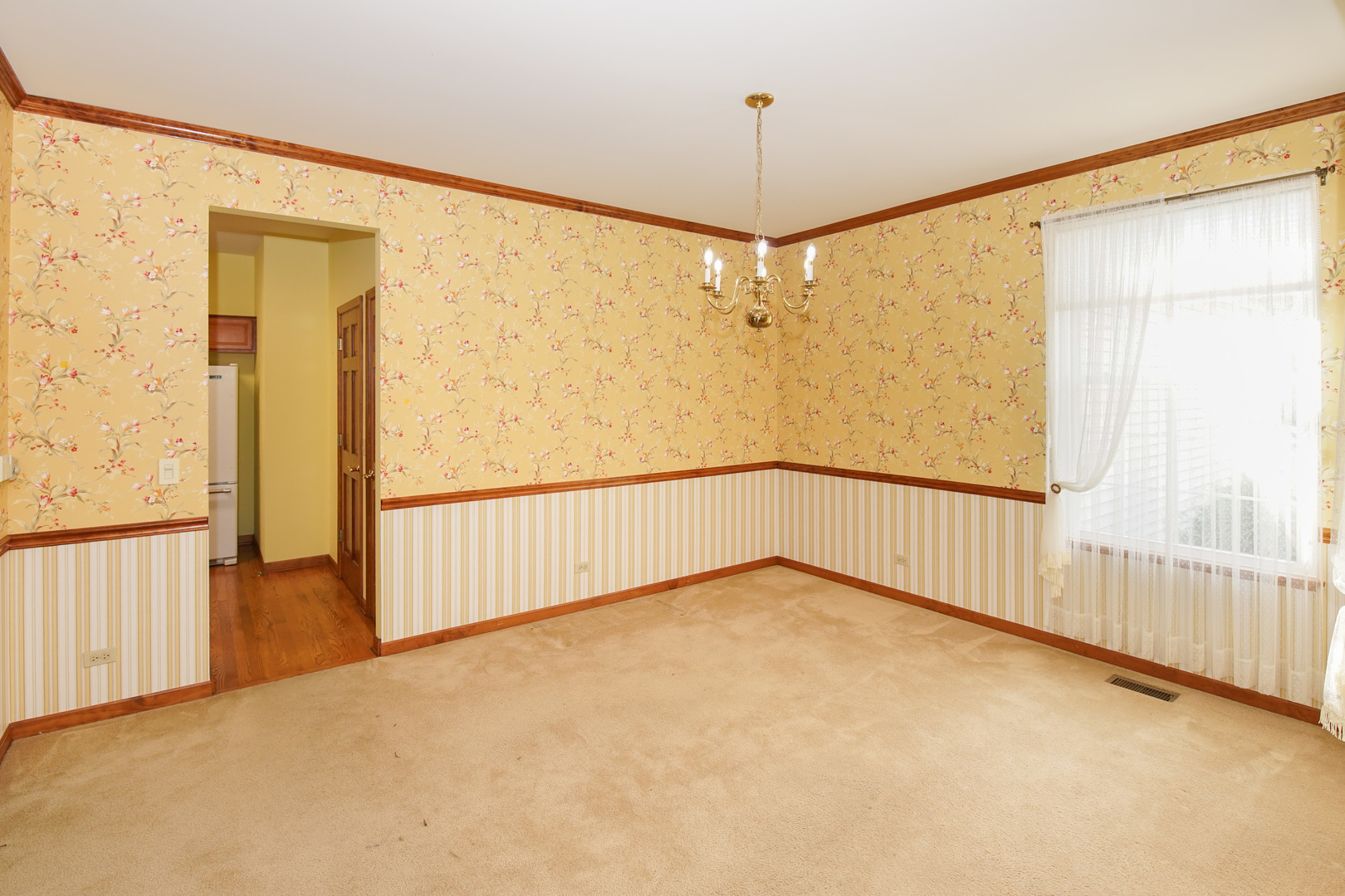 1364 Sycamore Lane Property Photo 5